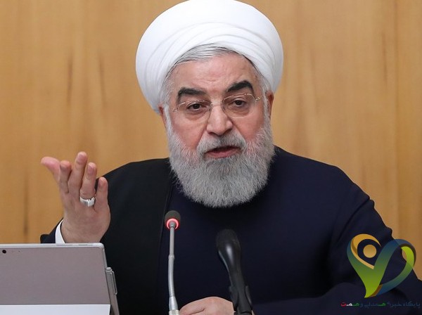  روحانی: به مردم نگوییم که در برابر یک صندلی مجلس ۱۷ نفر، ۱۷۰ نفر یا ۱۷۰۰ نفر، نامزد هستند؛ این ۱۷۰۰ نفر و ۱۷ نفر از چند جناح هستند؟ از یک جناح؟ این که انتخابات نیست