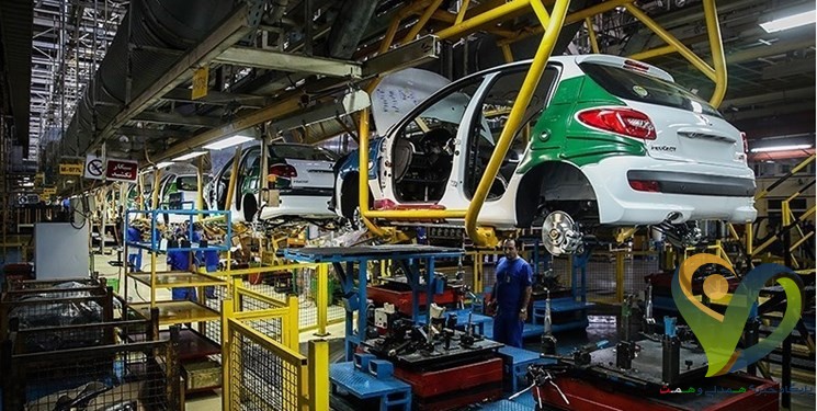  کاهش ۱۳ درصدی تولید خودرو در سال ۹۸/خودروسازان وعده وزیر صنعت را عملی نکردند